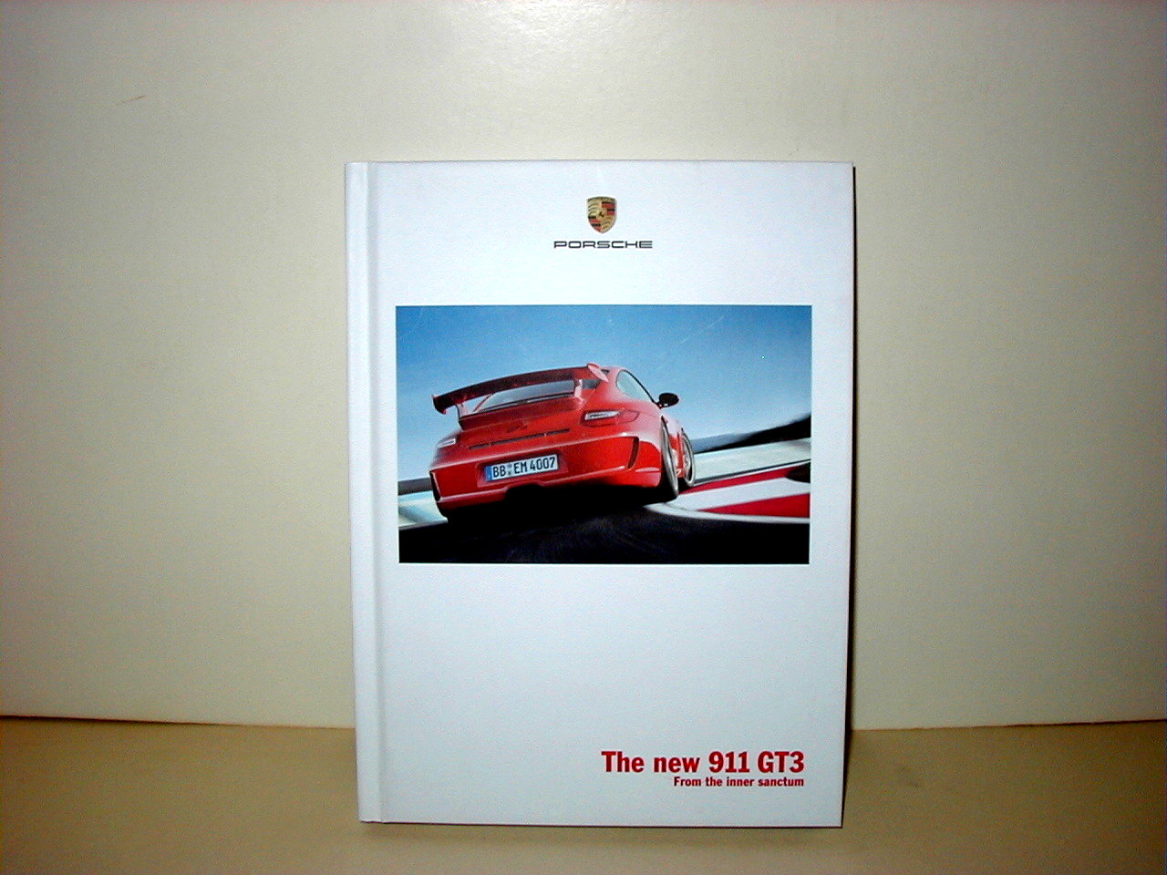 GT3 Porsche 2009 Hard Cover Sales Brochure